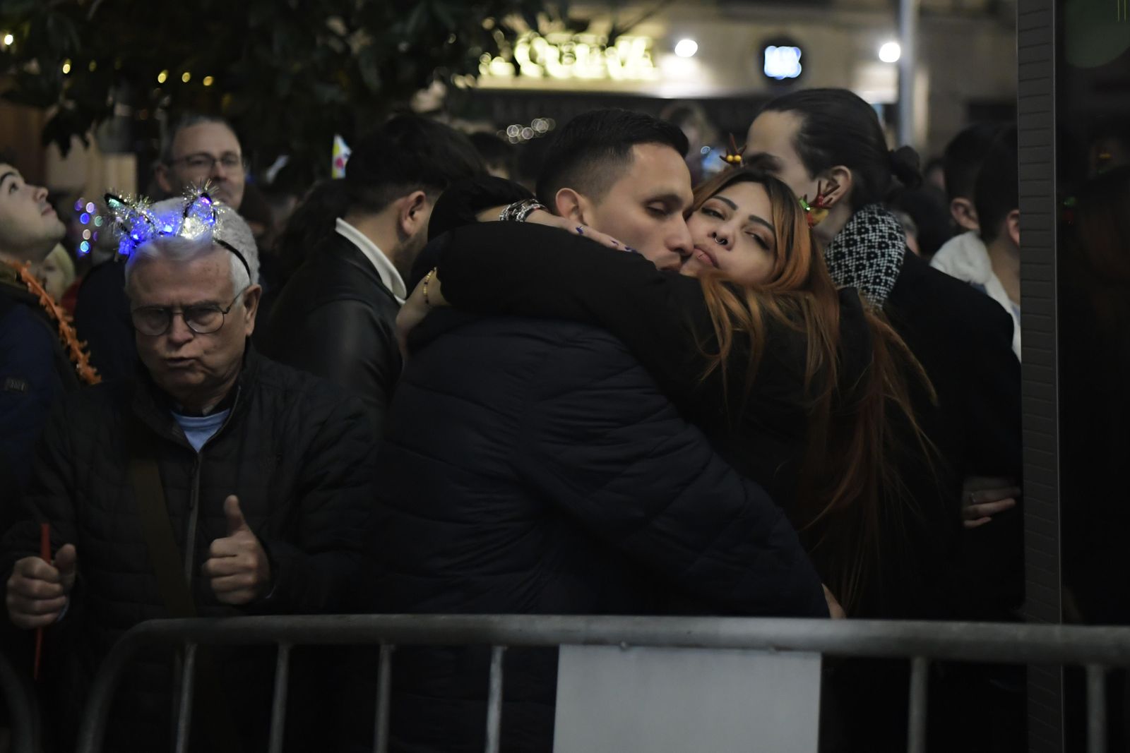 Granada da la bienvenida a 2023 en la Plaza del Carmen