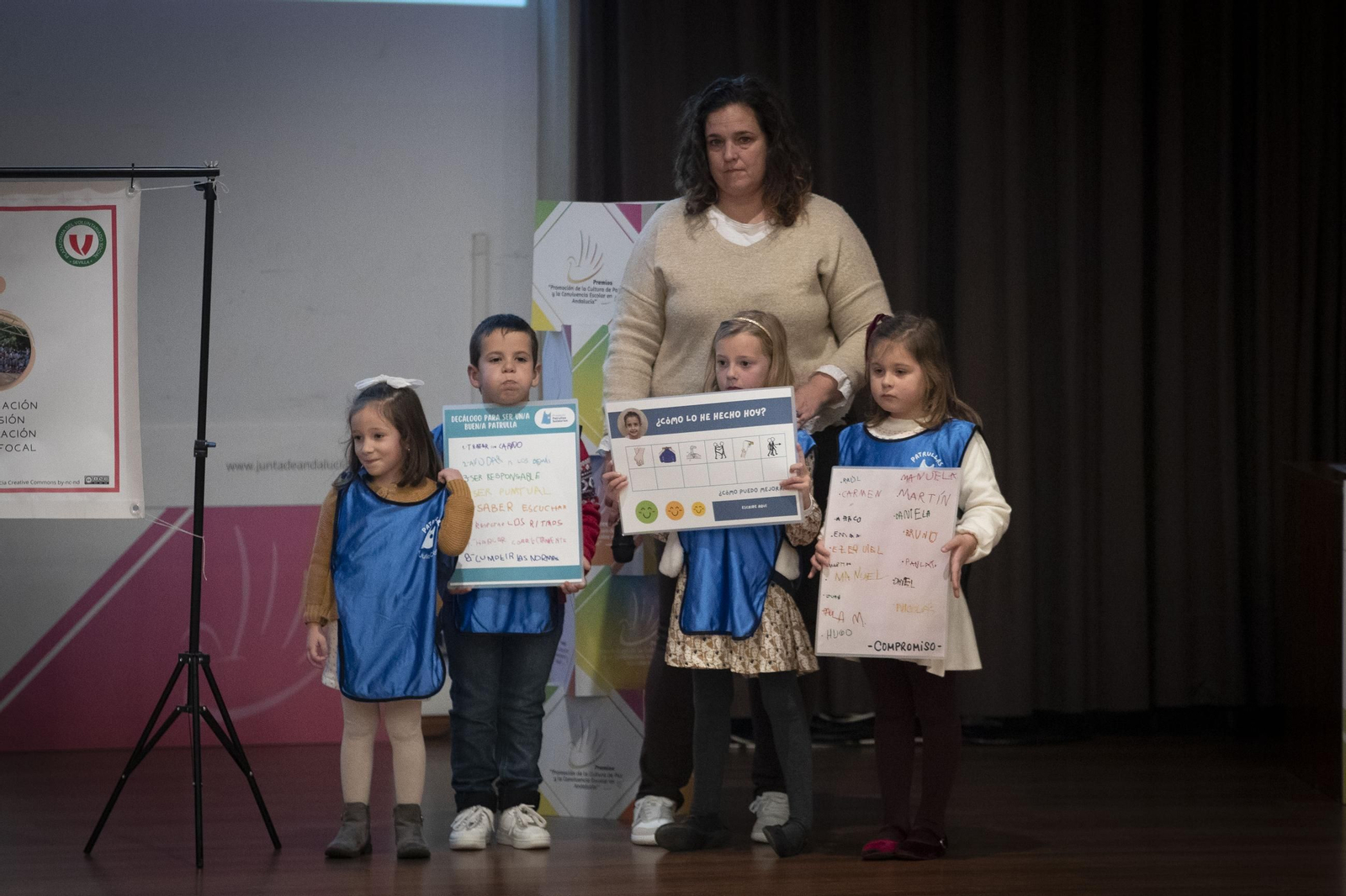 Fotos: los Premios a la Promoción de la Cultura de Paz y la Convivencia Escolar en Granada