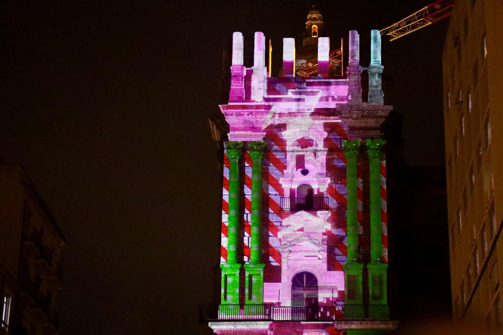 El 'video mapping' navideño de la Catedral de Málaga, en fotos