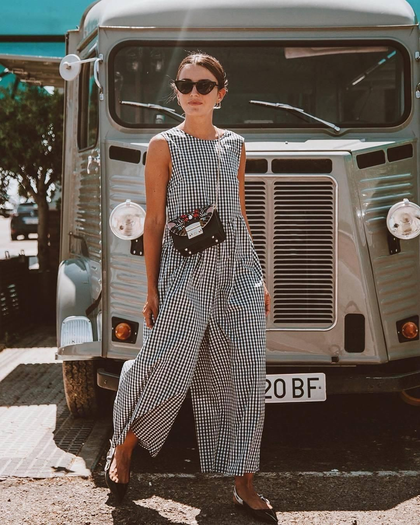 Alexandra Pereira (Lovely Pepa) con un modelo My Play de Furla.