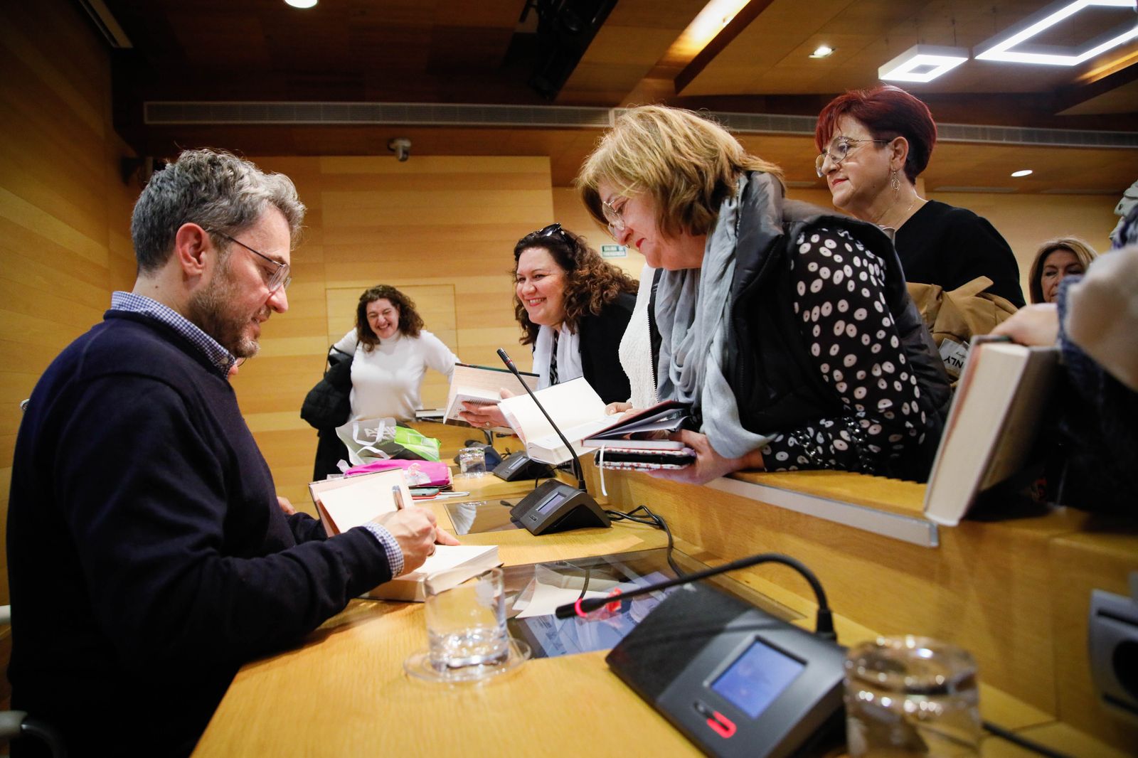 ¿Has estado en la presentación del libro de Máximo Huerta? Entra en la galería y buscate