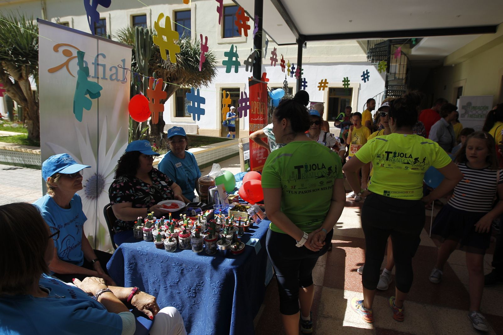 Fotogalería carrera atletismo popular enfermedades poco frecuentes. La Salle Almería