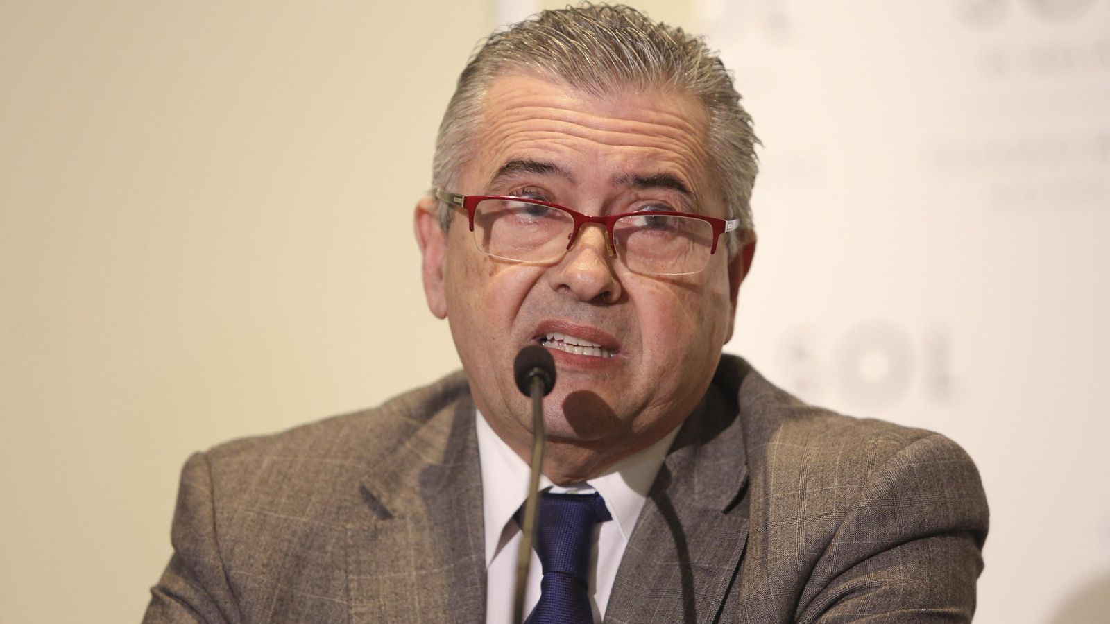 Paco Valverde, abogado de la APA. Paco Valverde, abogado de la APA.