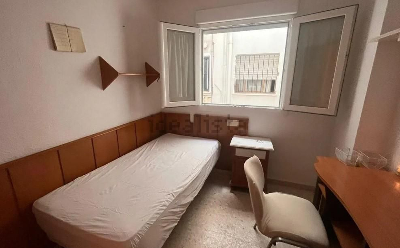 Habitación de alquiler en Huelva capital.