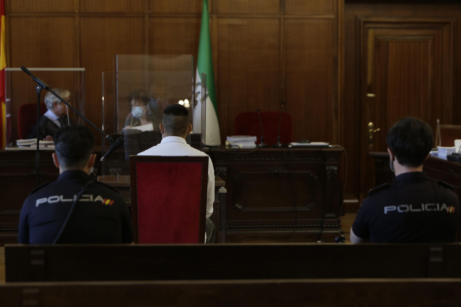 El tercer acusado de matar al joyero de Carmona ante el tribunal