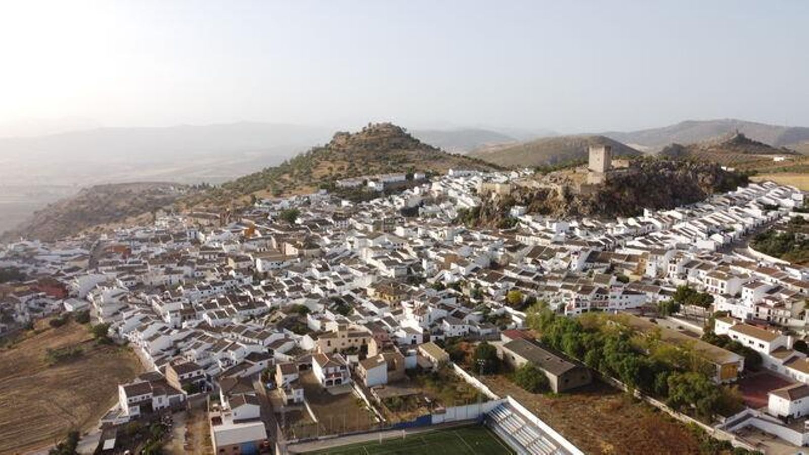 Imagen panorámica de Cañete la Real.