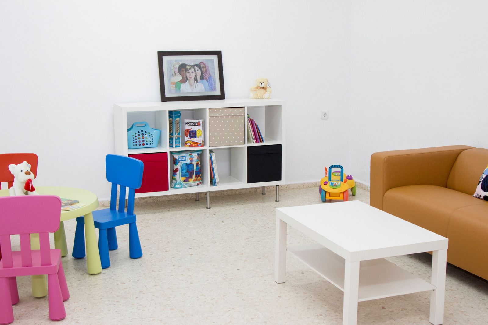 Justicia defiende la gestión de los puntos de encuentro familiar