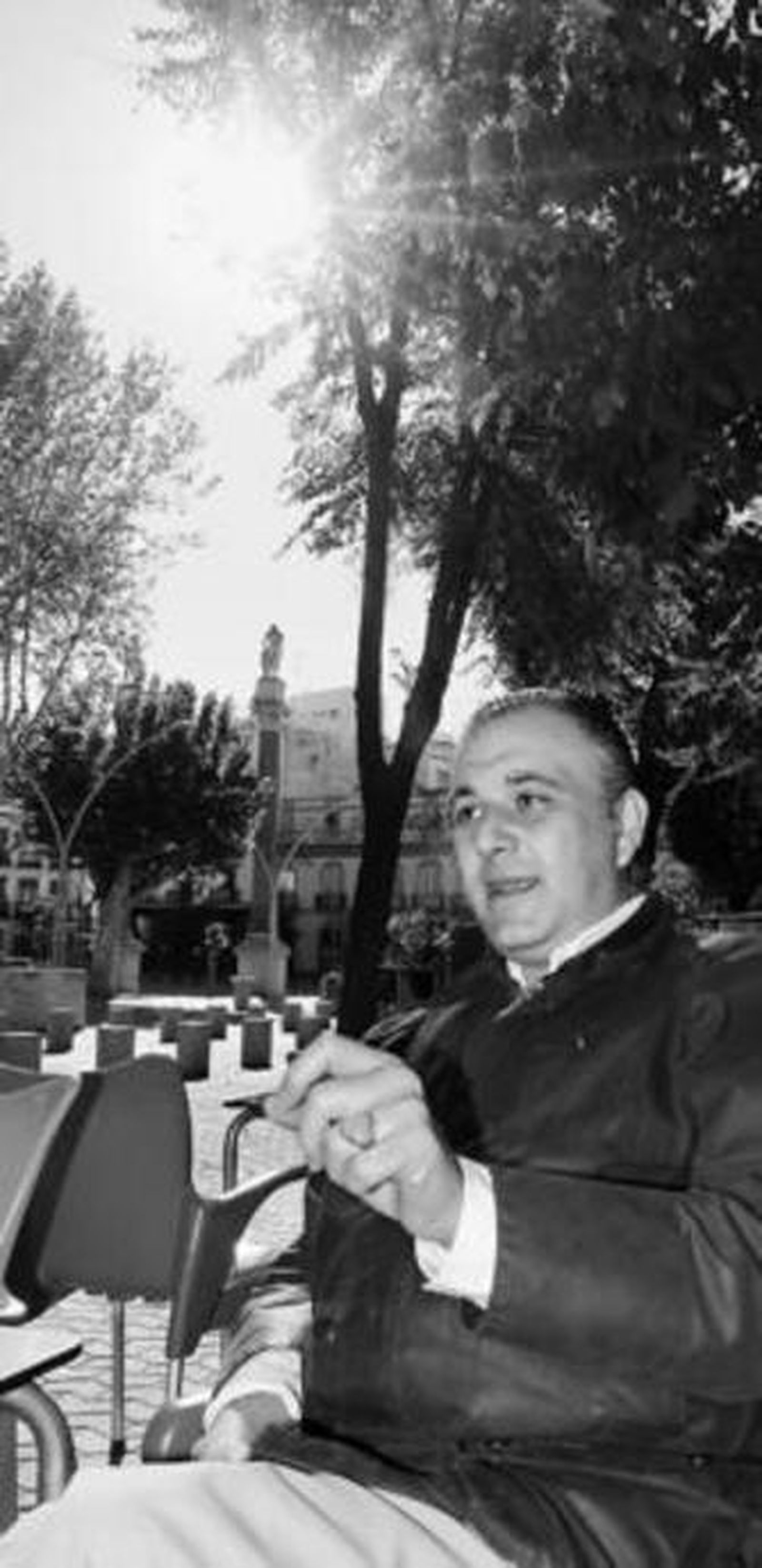 Dionisio Rodríguez, en una terraza de la Alameda.