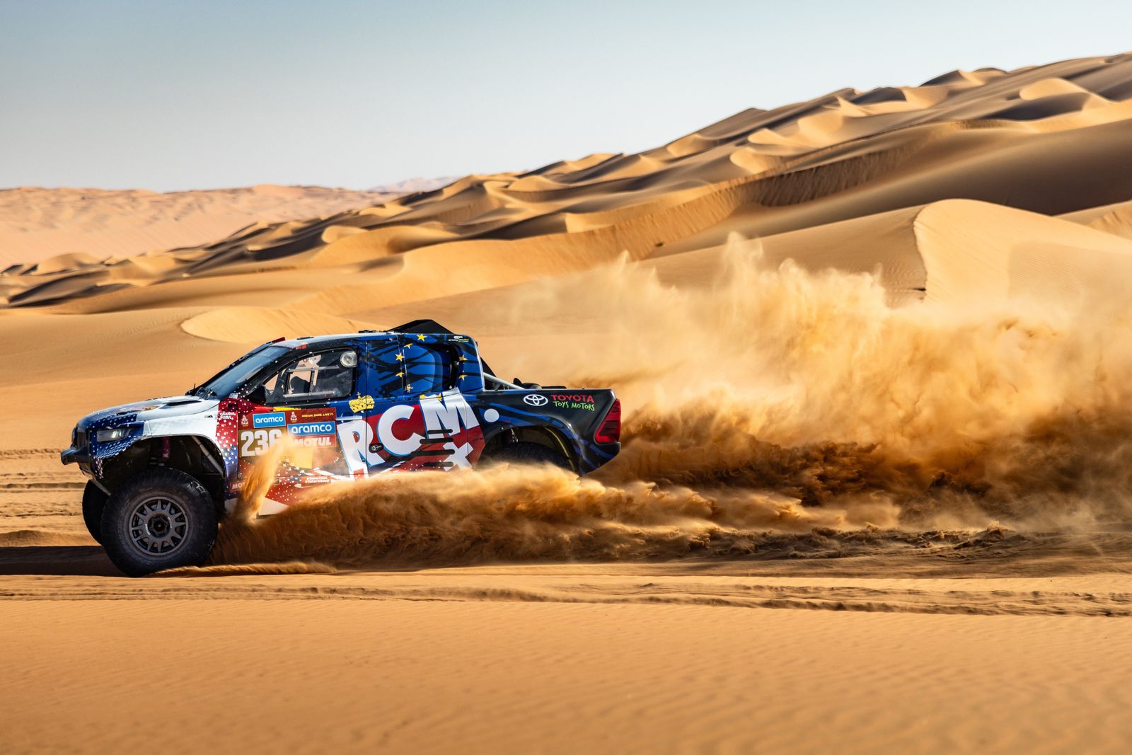Las espectaculares imágenes del Dakar por las dunas