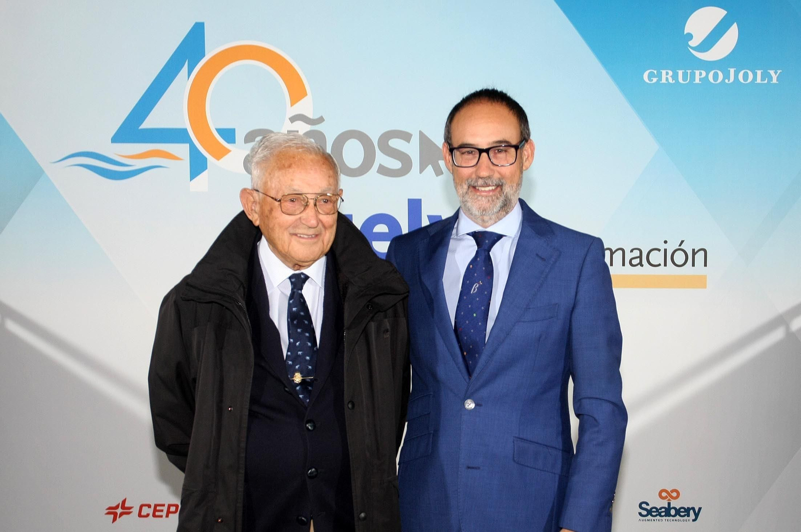 Imágenes de la recepción a los invitados a la gala del 40 aniversario de Huelva Información