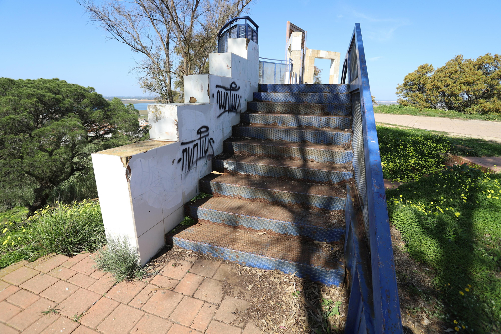 Imágenes del mirador del Conquero, de los cabezos y Fuentevieja