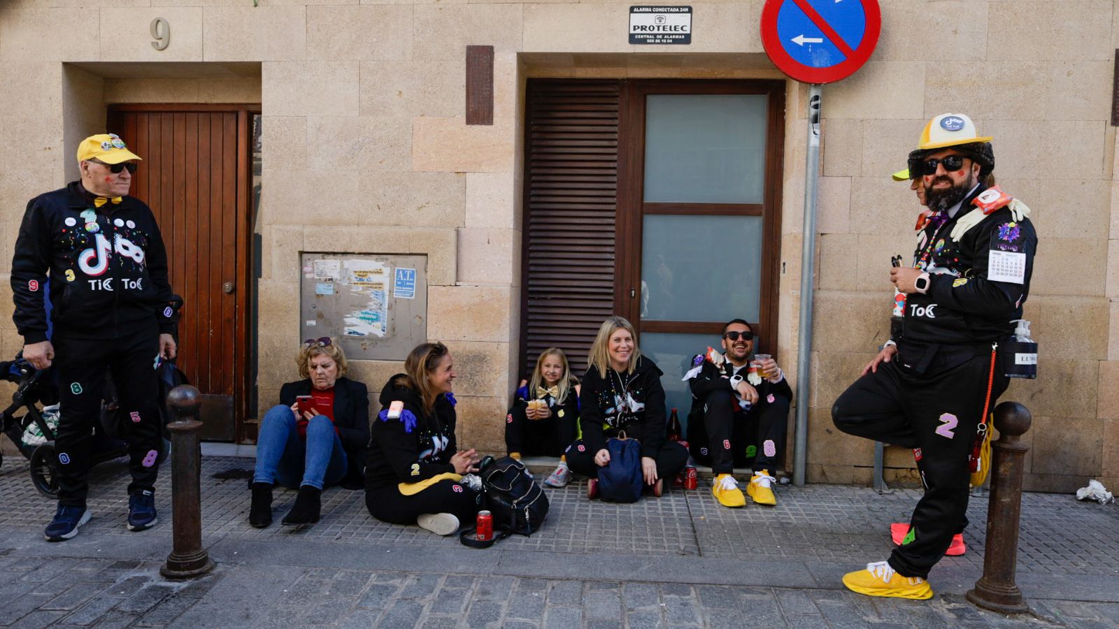 Así vive Cádiz su primer sábado de Carnaval 2025: búscate entre las imágenes del día en la calle