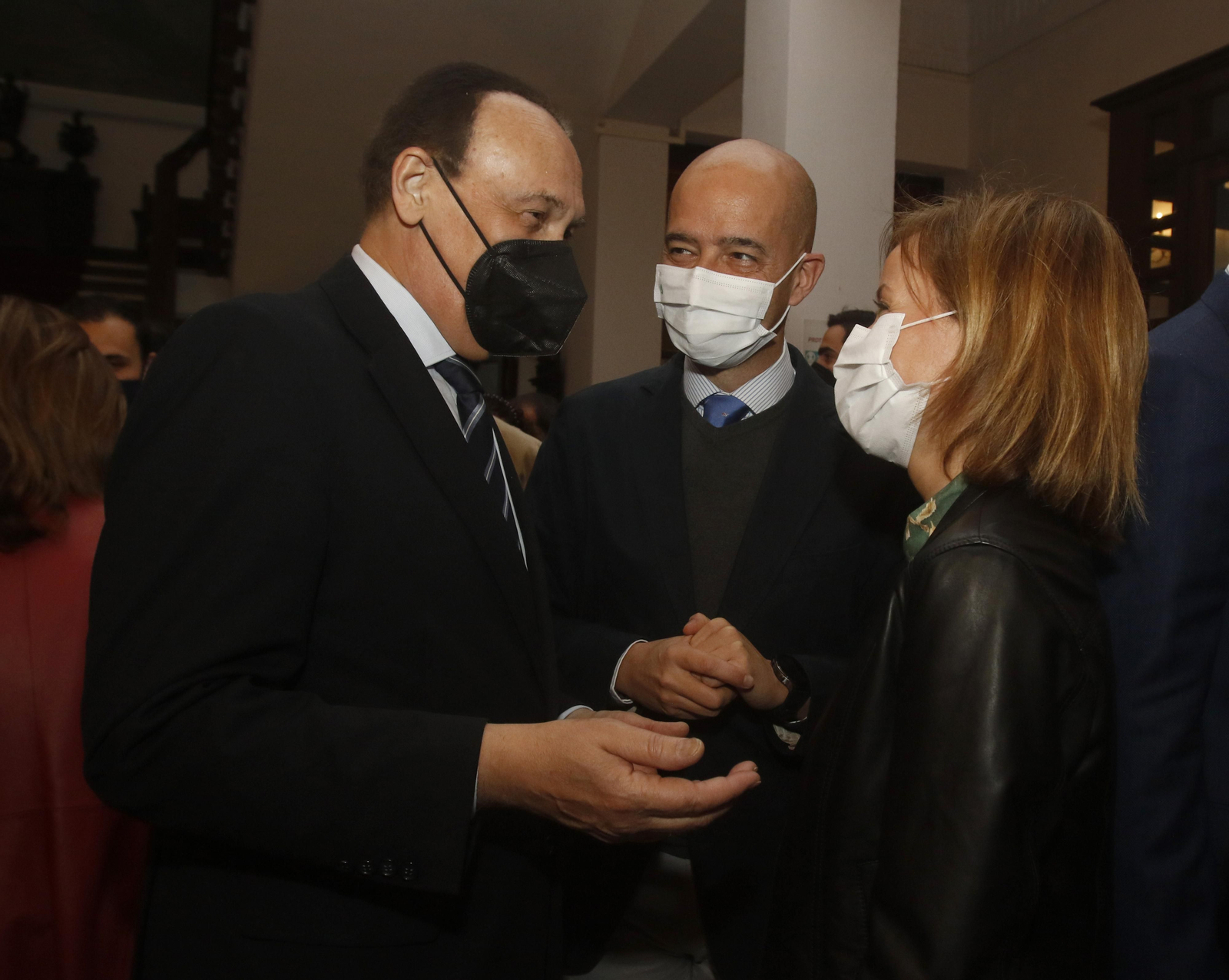 La toma de posesión de Carmen Arias como presidenta del Colegio de Médicos, en fotografías.