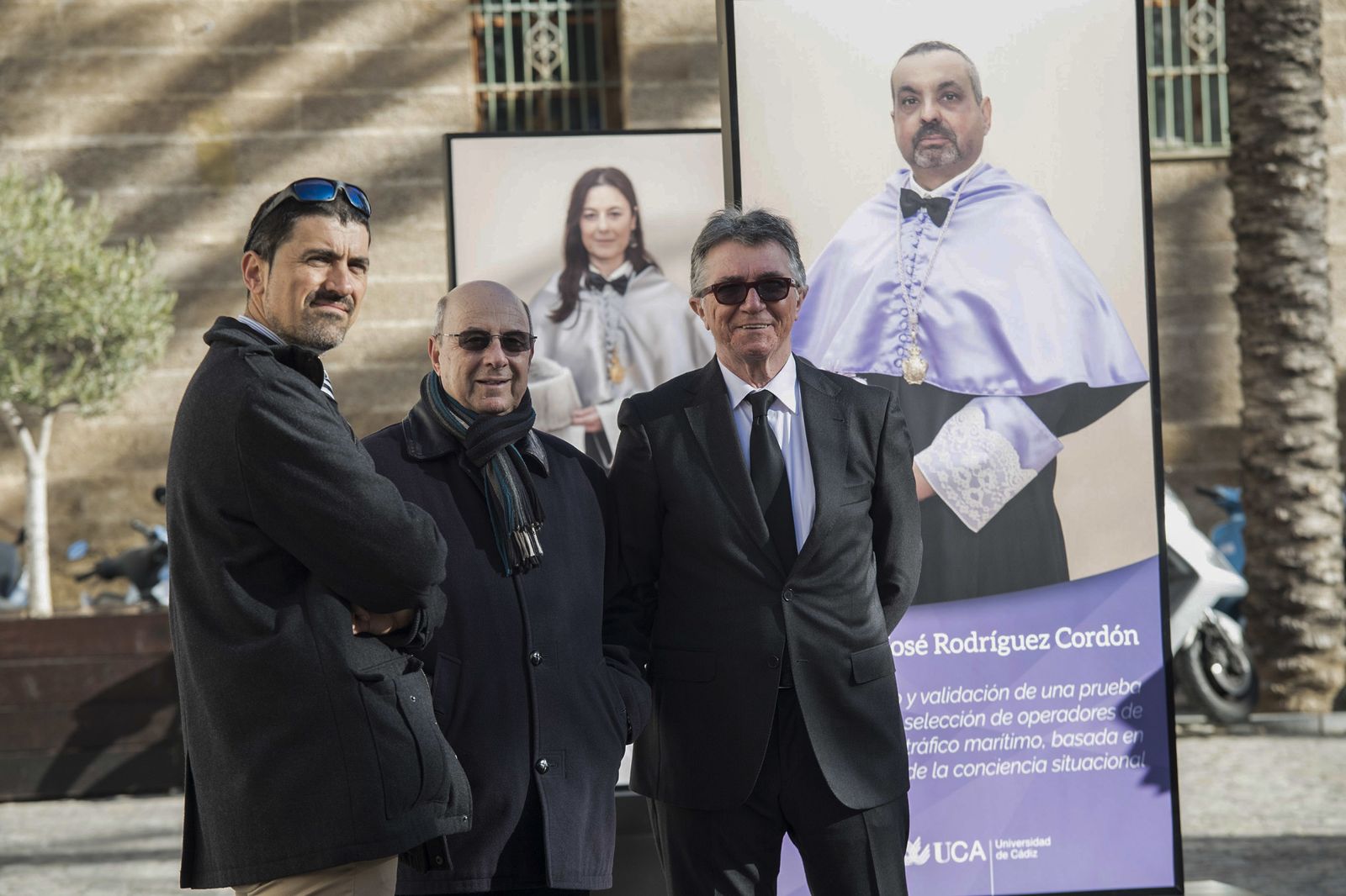 Imágenes del acto de investidura de nuevos doctores de la UCA y entrega de Premios Extraordinarios de Doctorado