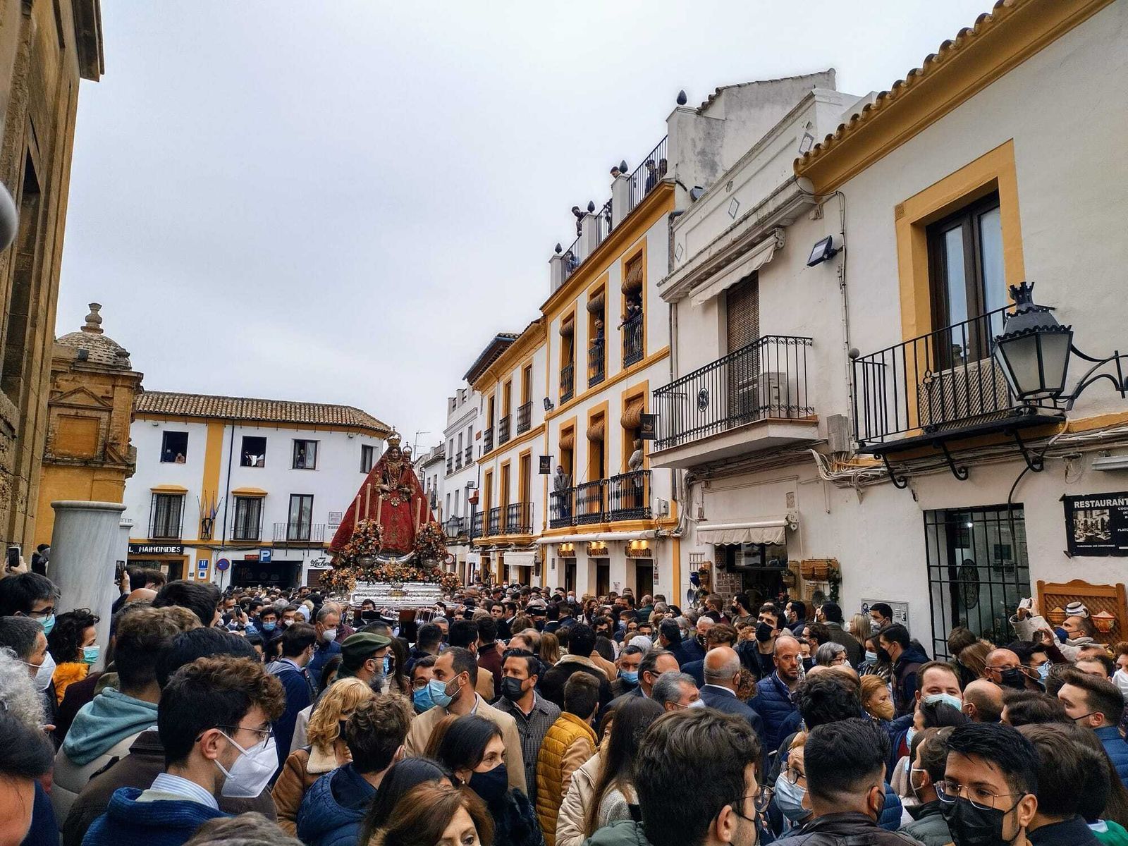 La procesión de la Virgen de Araceli en Córdoba, en imágenes