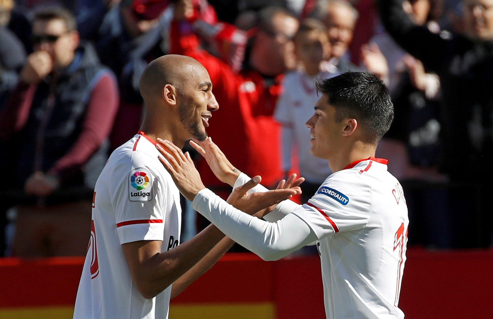 Joaquín Correa y N'Zonzi, en un partido de la pasada campaña.