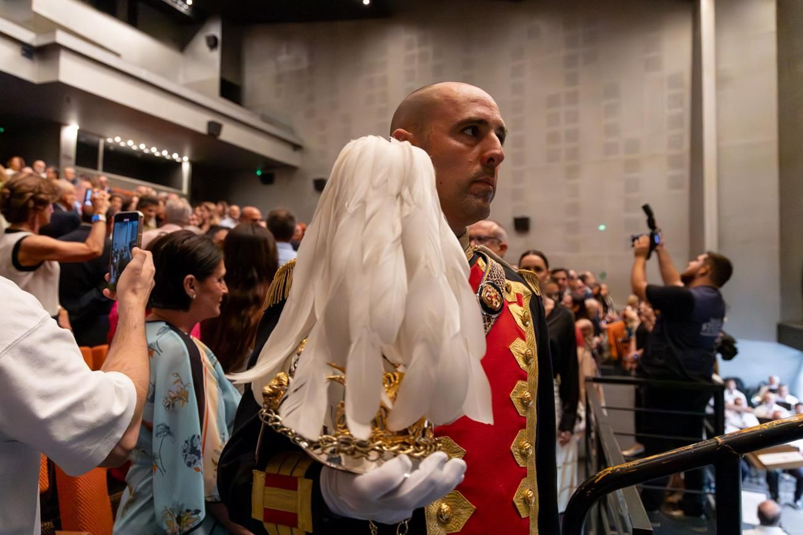 Entrega de la Medalla de Oro de la Ciudad a Luis Berges