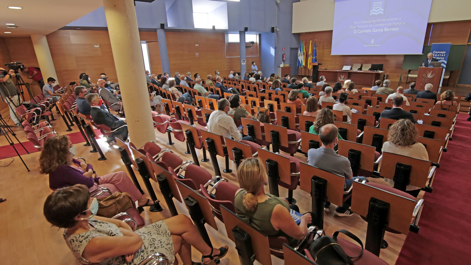 Reconocimiento título Póstumo de Consejero de Honor a D. Carmelo García Barroso