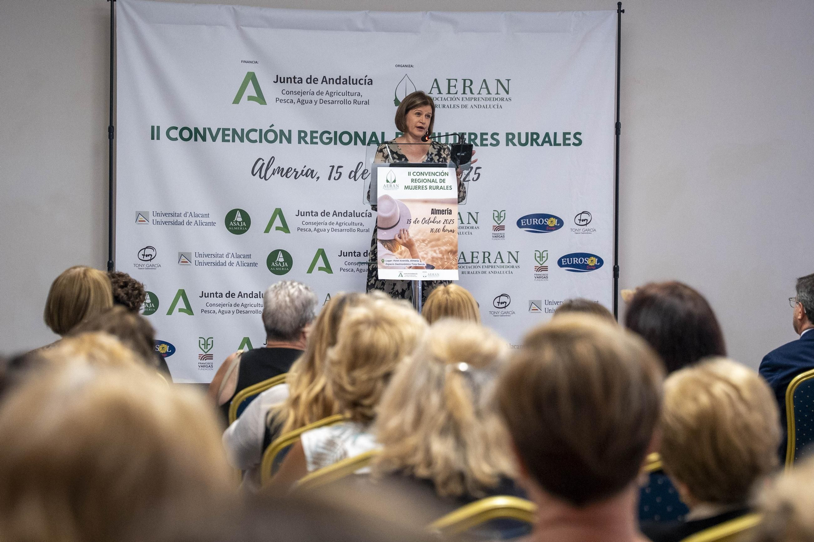 Las imágenes del Convención Regional de Mujeres Rurales en Almería