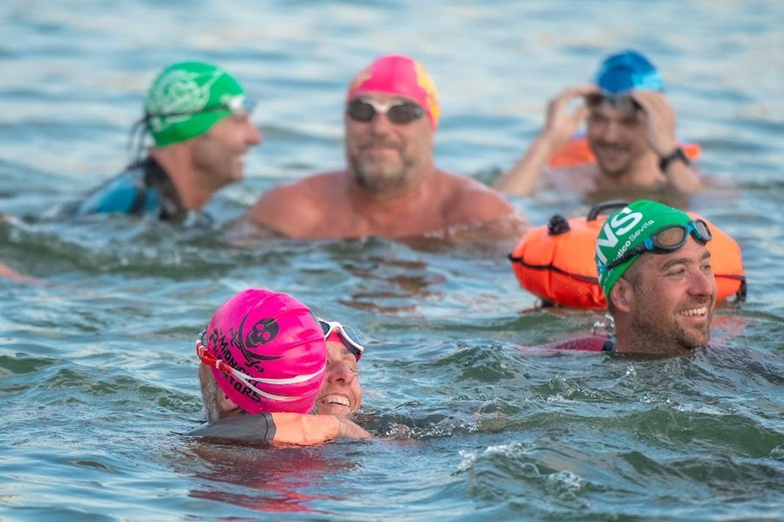Triatlón a lo largo del Guadalquivir a beneficio de la Fundación Vicente Ferrer