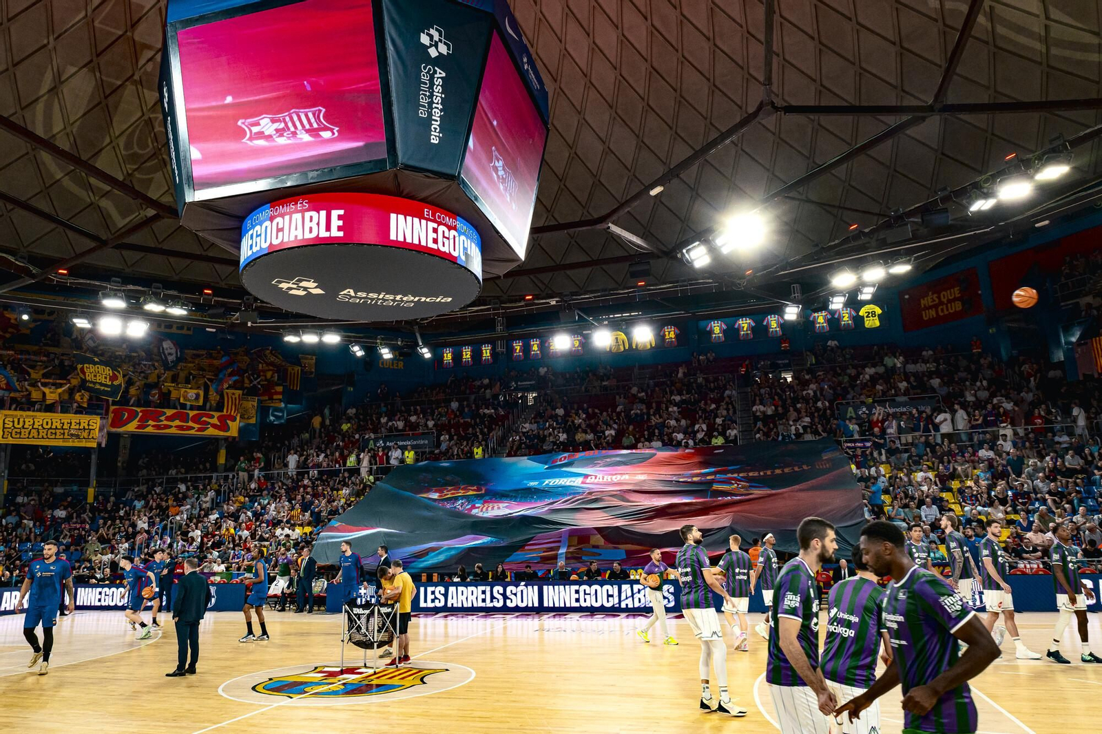 Las fotos del Barça-Unicaja, 2º partido del play off de la ACB