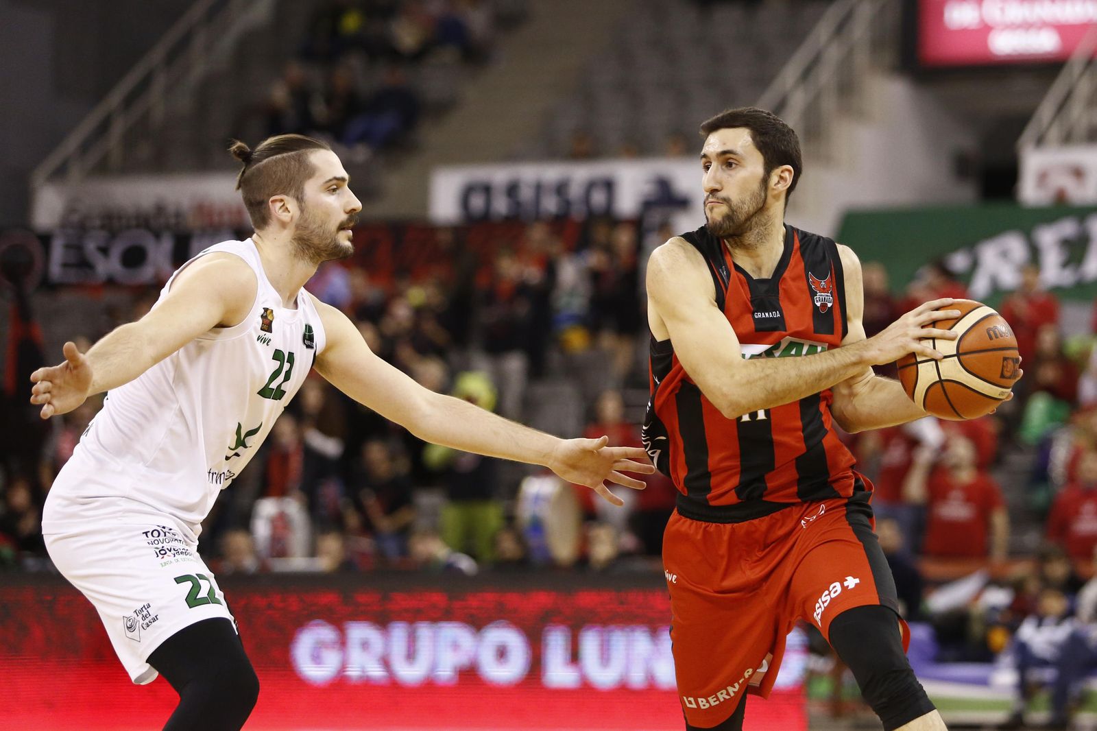 Manu Rodríguez aportó 21 puntos en el partido jugado en Orense