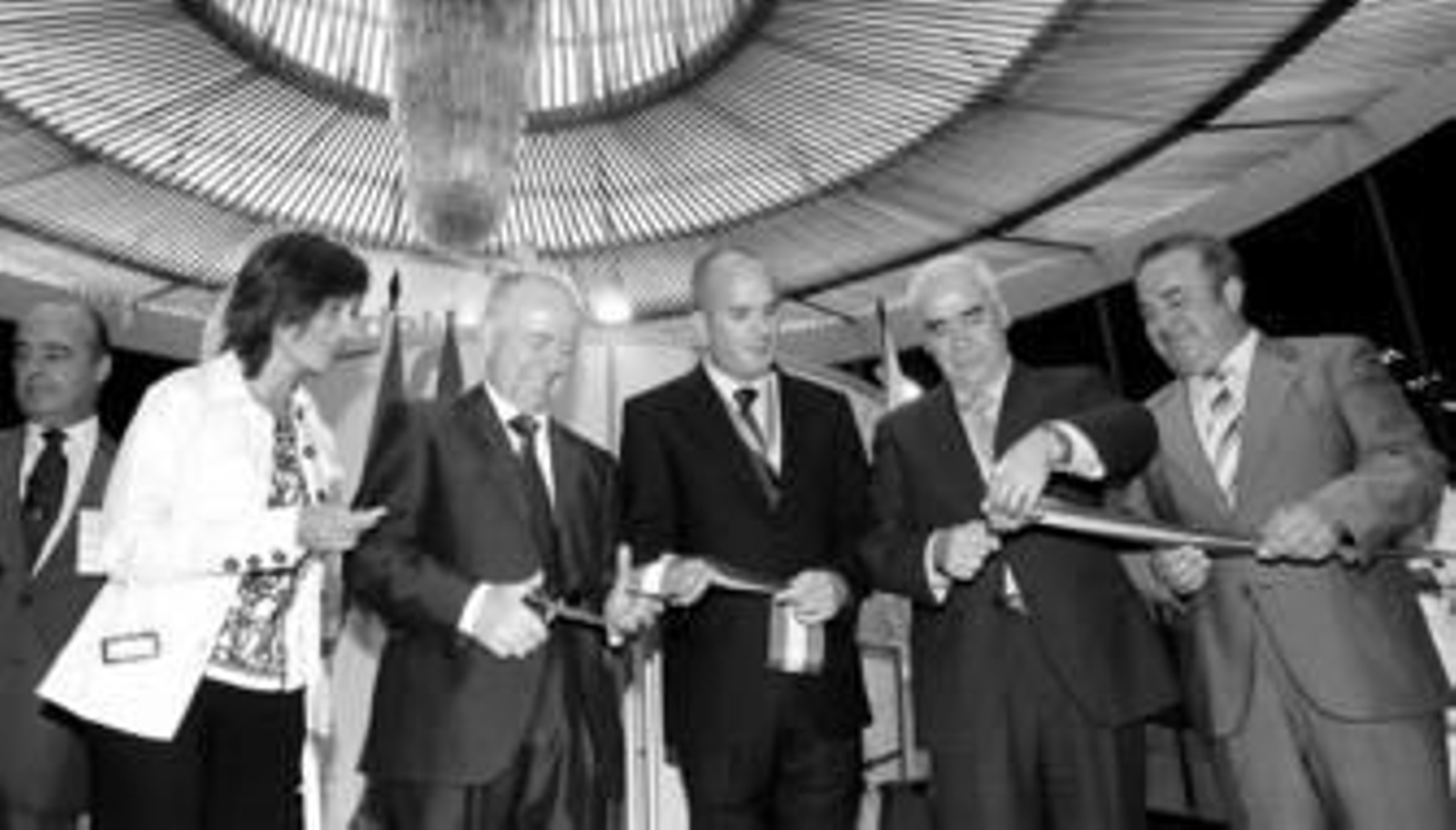 María Gámez, Pedro Fernández Montes, Fernando Guerrero, Luciano Alonso y Salvador Pendón, ayer en la presentación de Andalus.