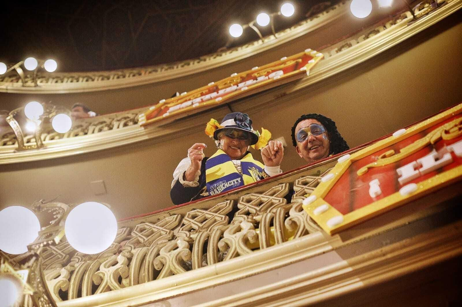 Búscate entre las mejores imágenes de la final del COAC 2024 del Carnaval de Cádiz