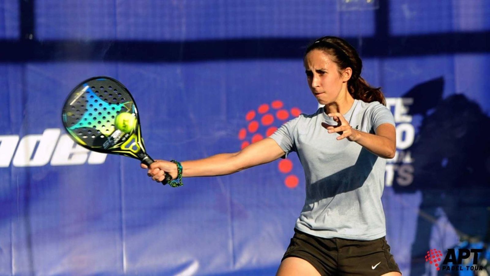 La jerezana Carlota García, en uno de sus partidos en Oeiras.