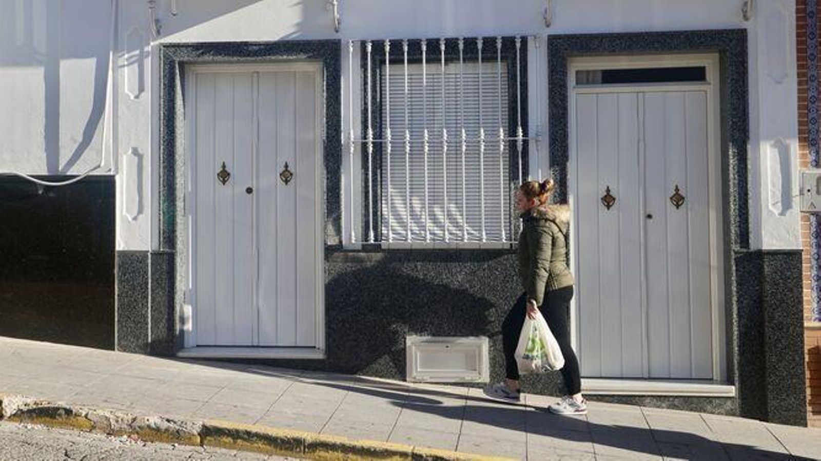 La casa donde el detenido vivía en Montellano.
