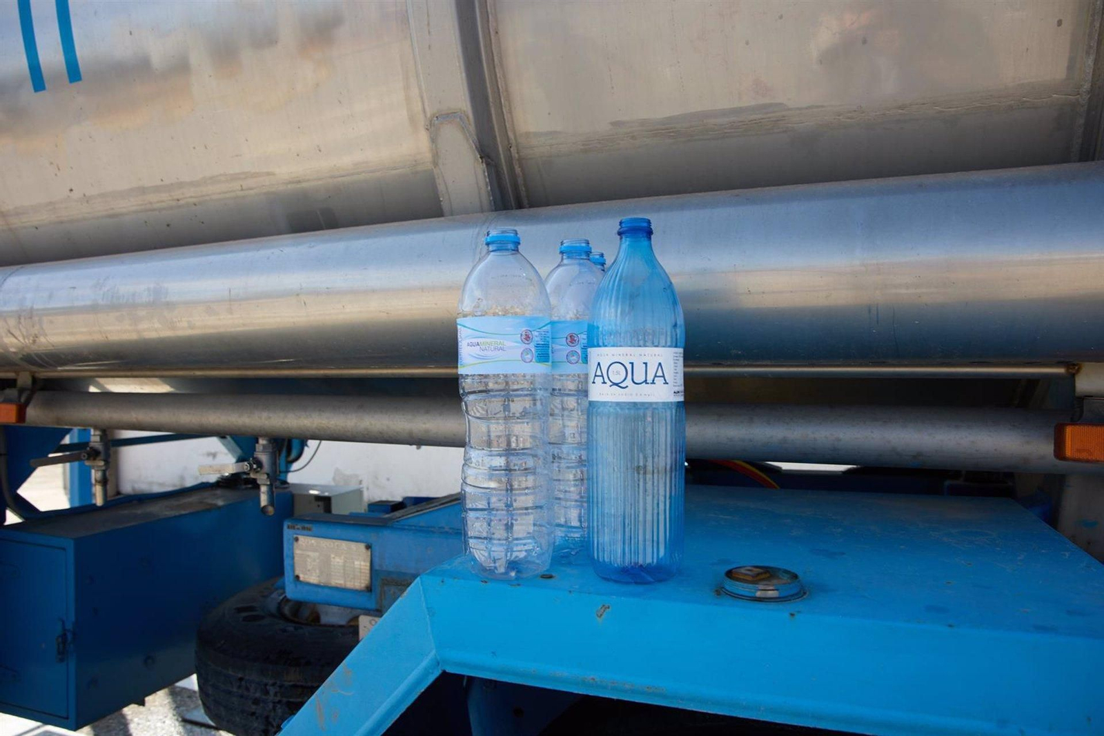 Se pretende llevar a cabo el reparto con camiones cisterna hasta que se levante la prohibición.