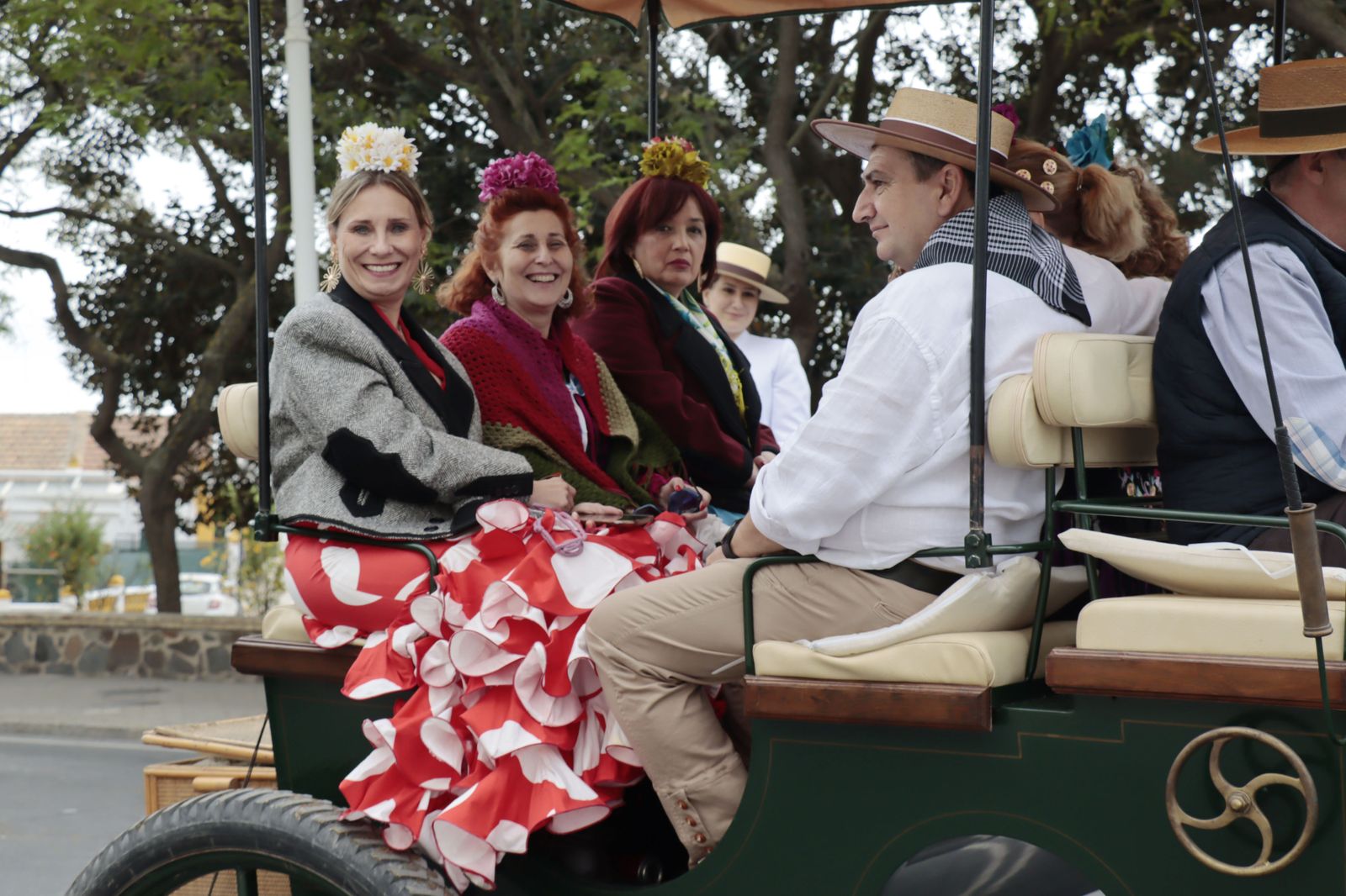 Imágenes de los carros de la Hermandad del Rocío de Huelva