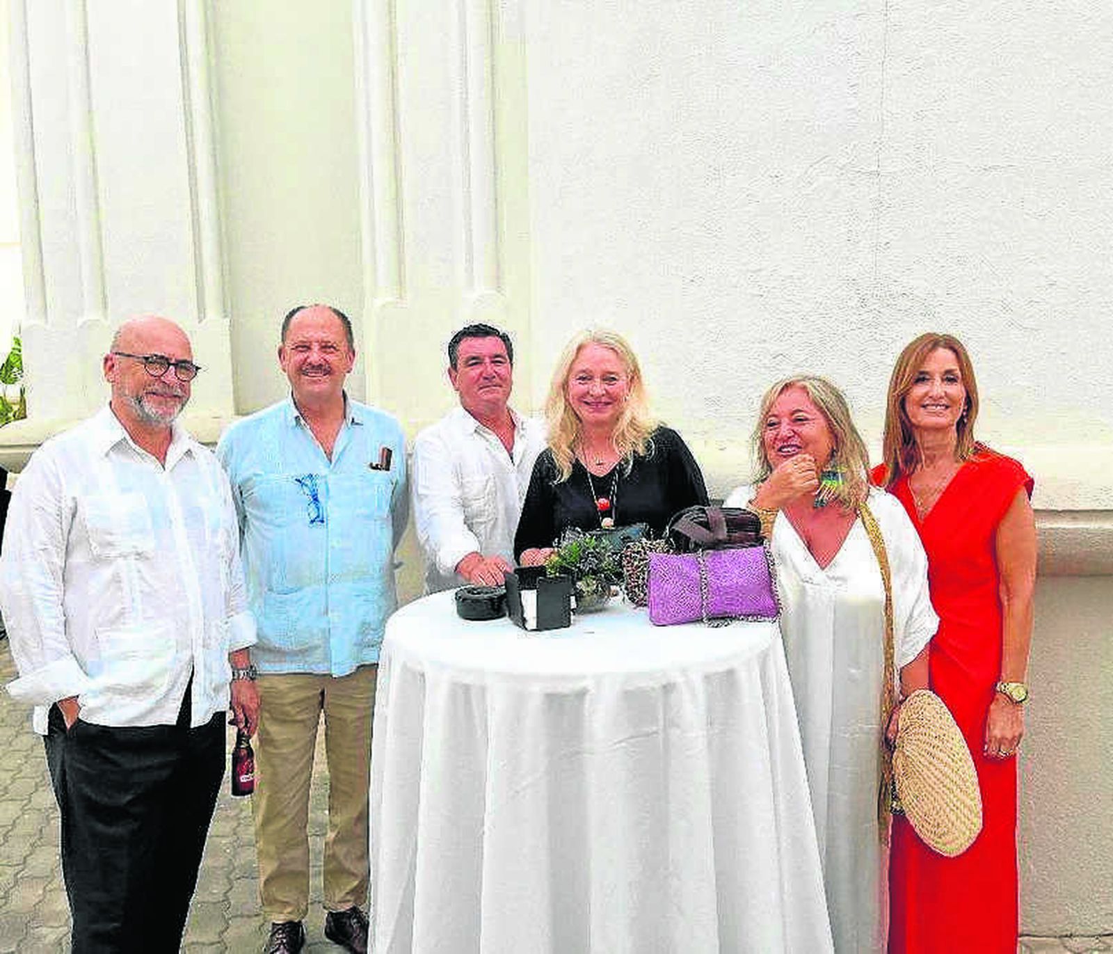 Carlos Rosado, Emilio de la Cruz, Alfonzo Pozuelo, Mercedes Colombo, Inma Macías y Miriam Cervera.