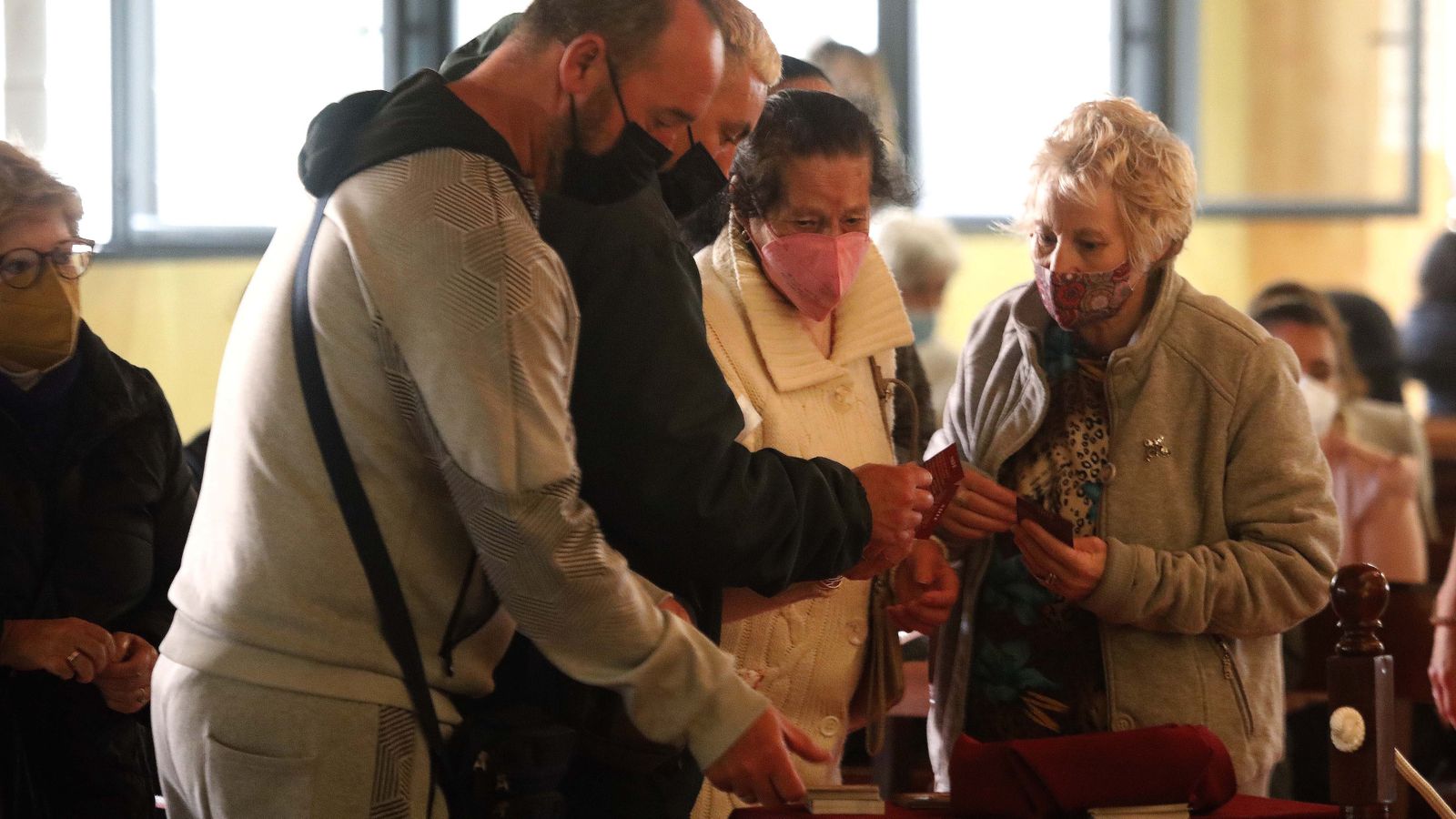 Fotos del Miércoles Santo en La Línea: Medinaceli, Huerto y Amor, Abandono y Mayor Dolor