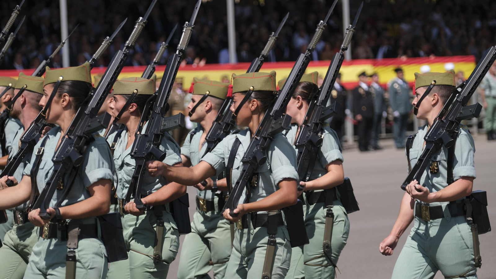 Imágenes del 102 aniversario de La Legión en Almería