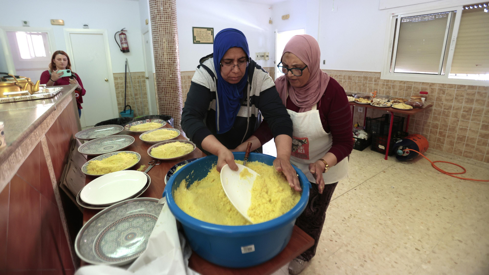 Las fotos de la convivencia vecinal "Sabores de Marruecos" de Márgenes y Vínculos Las fotos de la convivencia vecinal "Sabores de Marruecos" de Márgenes y Vínculos
