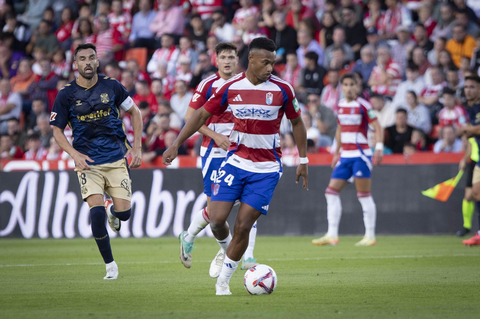 Las mejores imágenes de la victoria del Granada contra el Tenerife