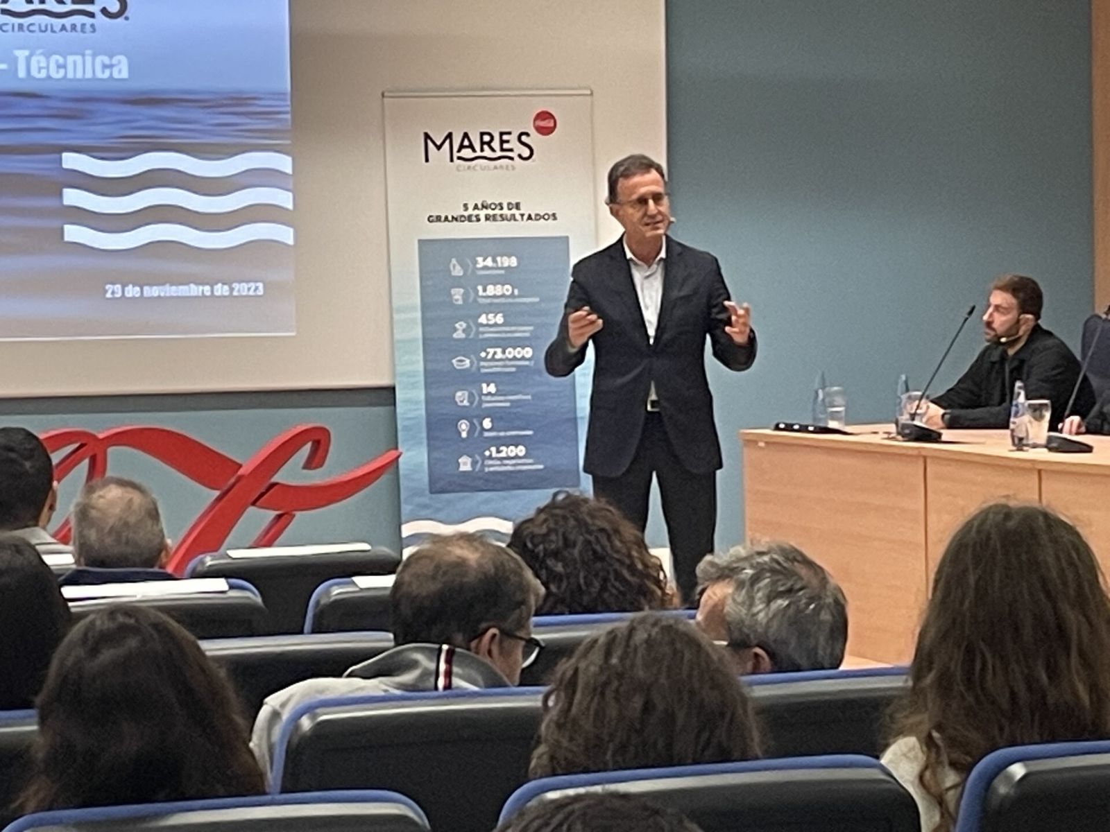 Una de las ponencias del programa 'Mares Circulares' de Coca Cola en la UCA