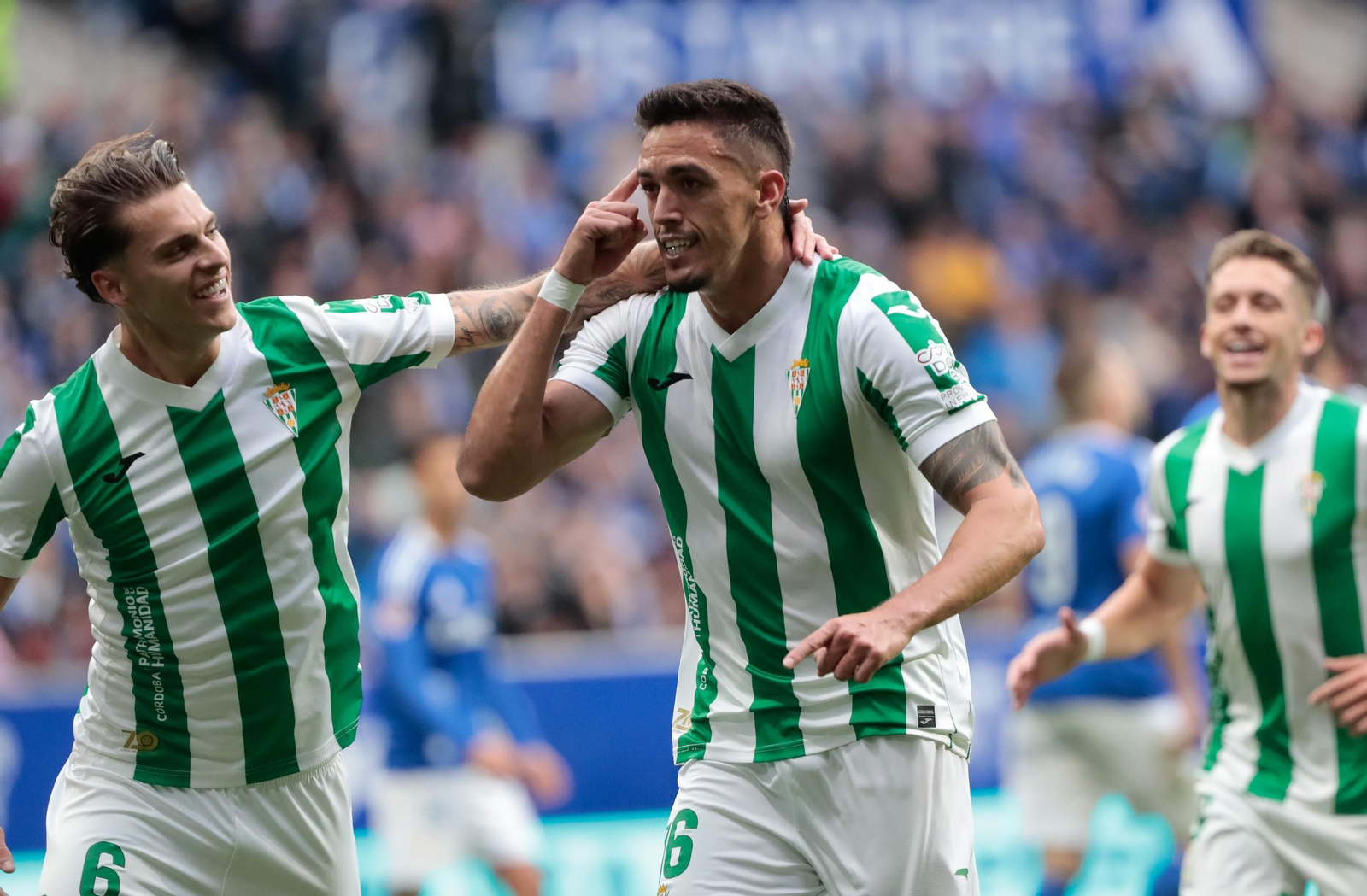 Martínez celebra su gol en Oviedo. Martínez celebra su gol en Oviedo.