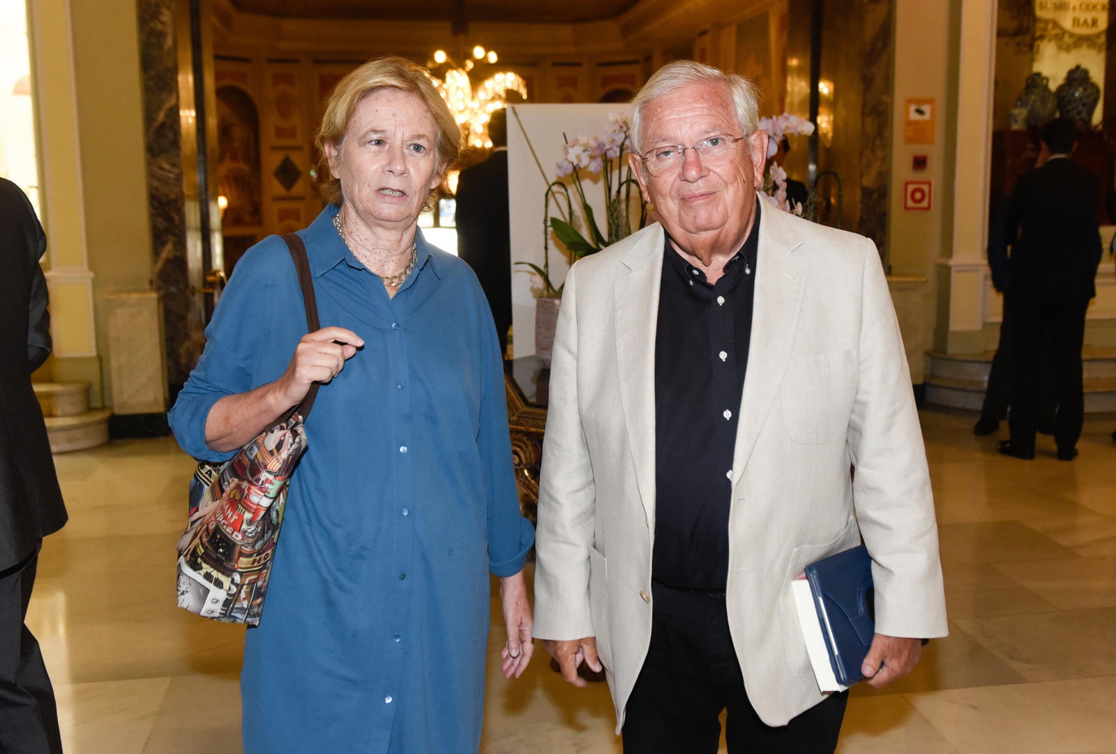 Los invitados al Foro Joly con Juanma Moreno en Madrid, en imágenes