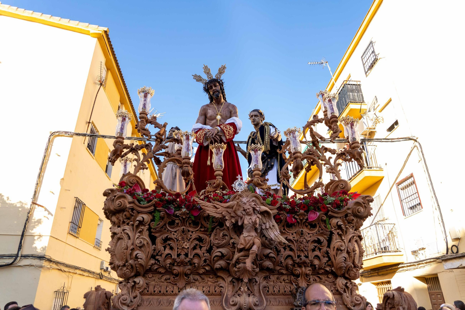 Martes Santo: Imágenes de la procesión de La Sentencia
