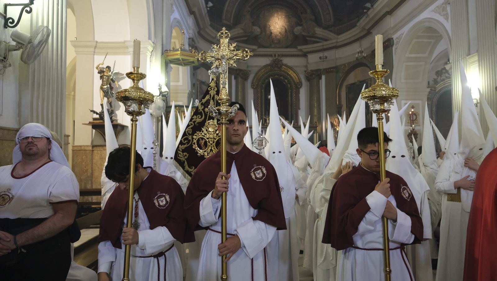 La procesión de la Santa Cena en Almería, en imágenes
