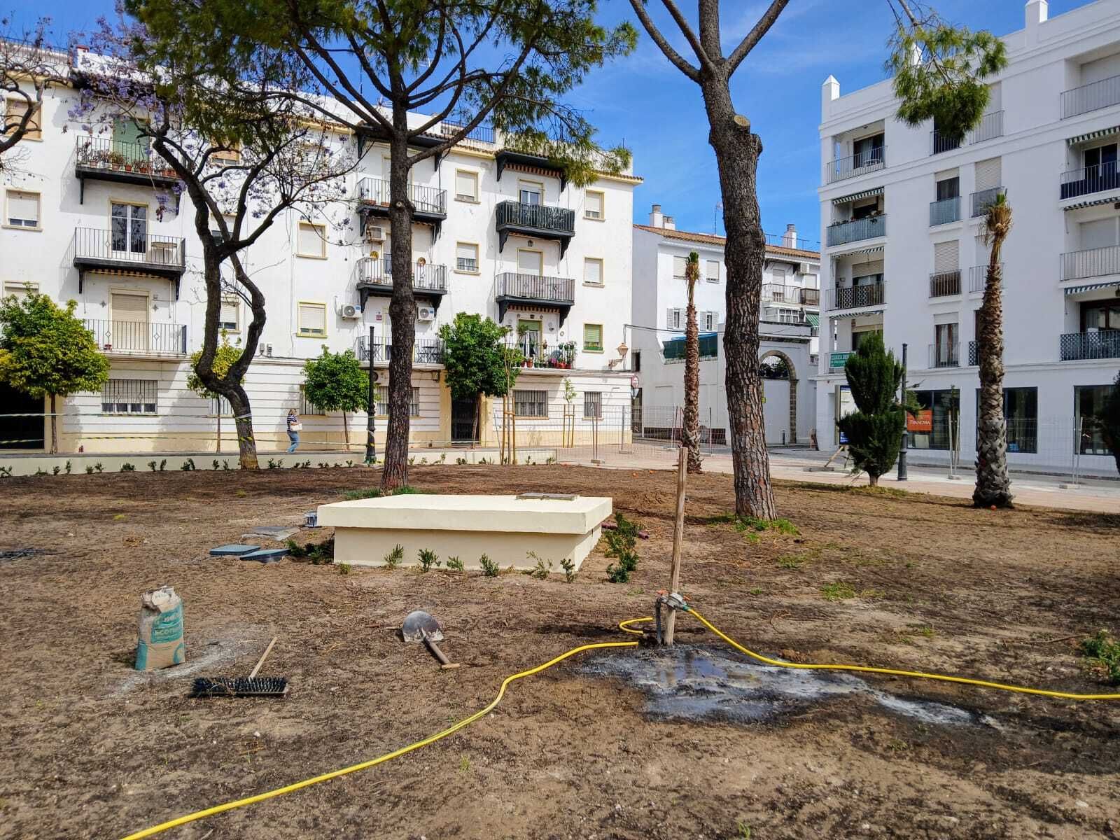 Las imágenes de la reforma de la plaza de El Polvorista, en El Puerto de Santa María