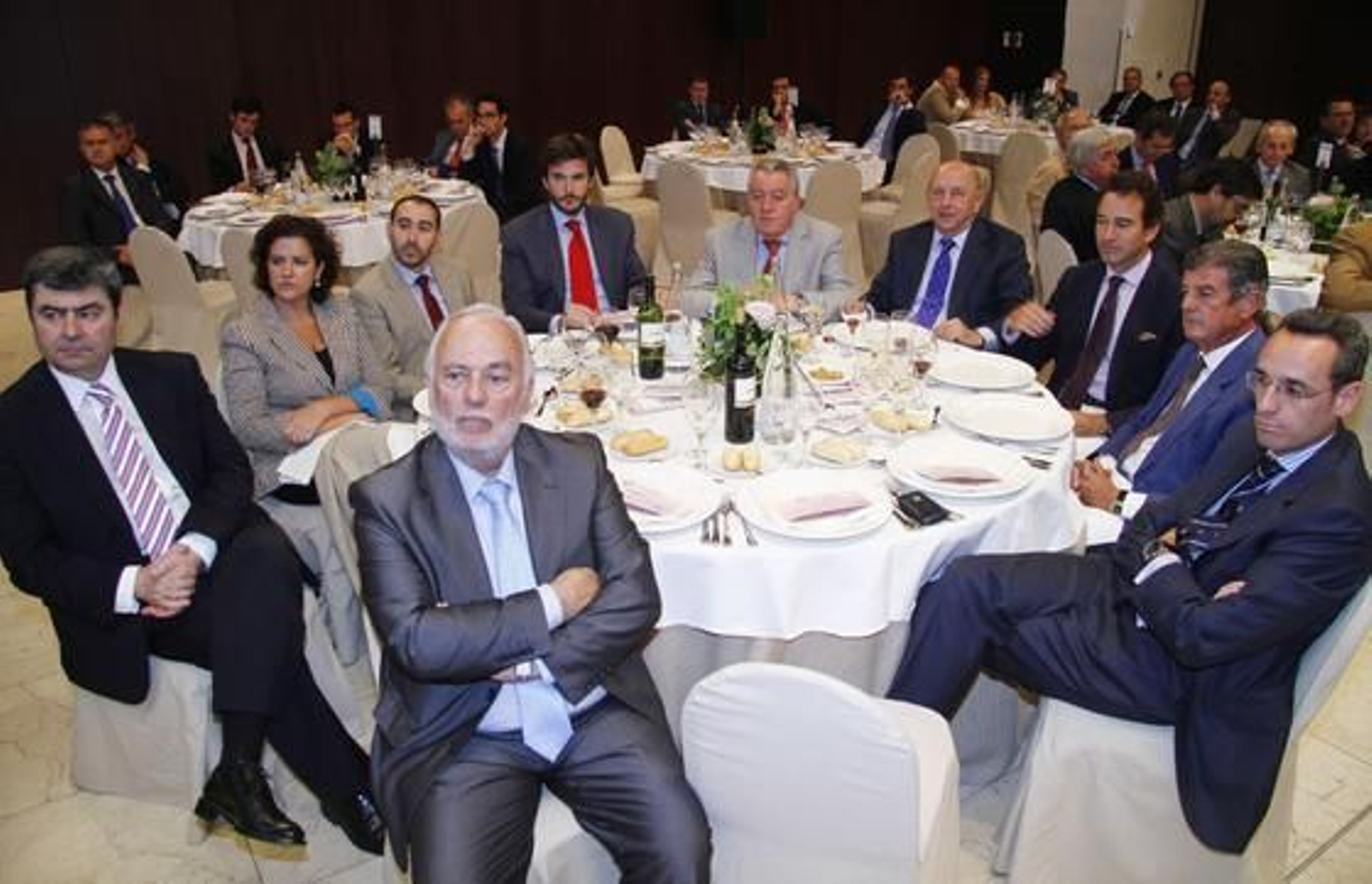 Isaías Pérez Saldaña, Guillermo Rodríguez, Asunción Peña, Antonio Fernández, Diego Ortiz, Guillermo Contreras, Valentín Franco, Felipa Medina, Pedro Álvarez y Jesús García-Quílez.

Foto: Juan Carlos Vázquez y Victoria Hidalgo