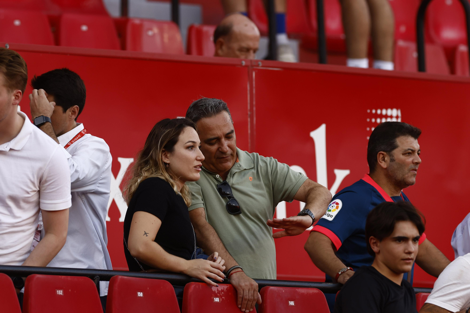 Búscate en las fotos del Sevilla-Valencia