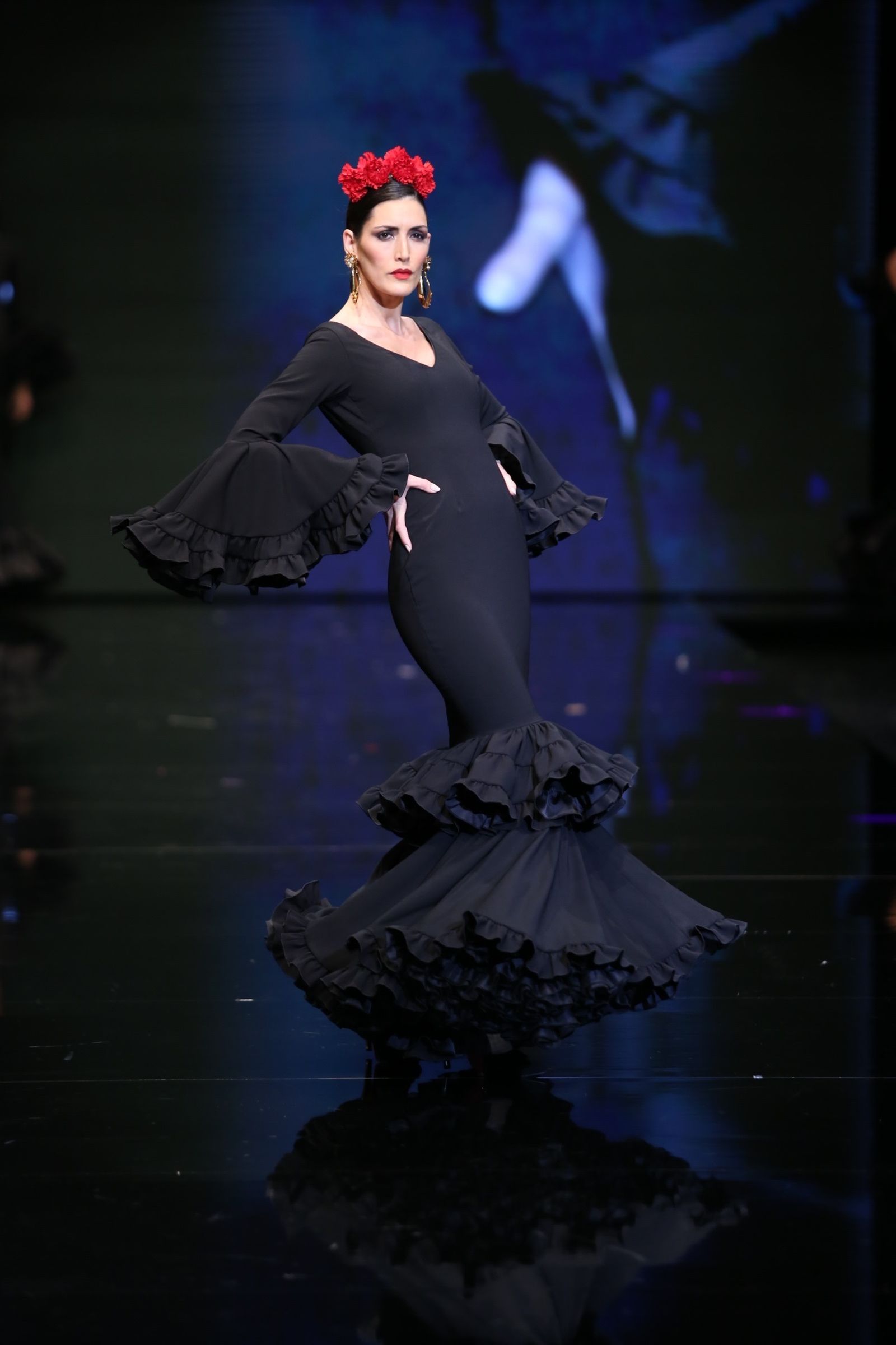 El traje de flamenca negro de 2019, sinónimo de elegancia