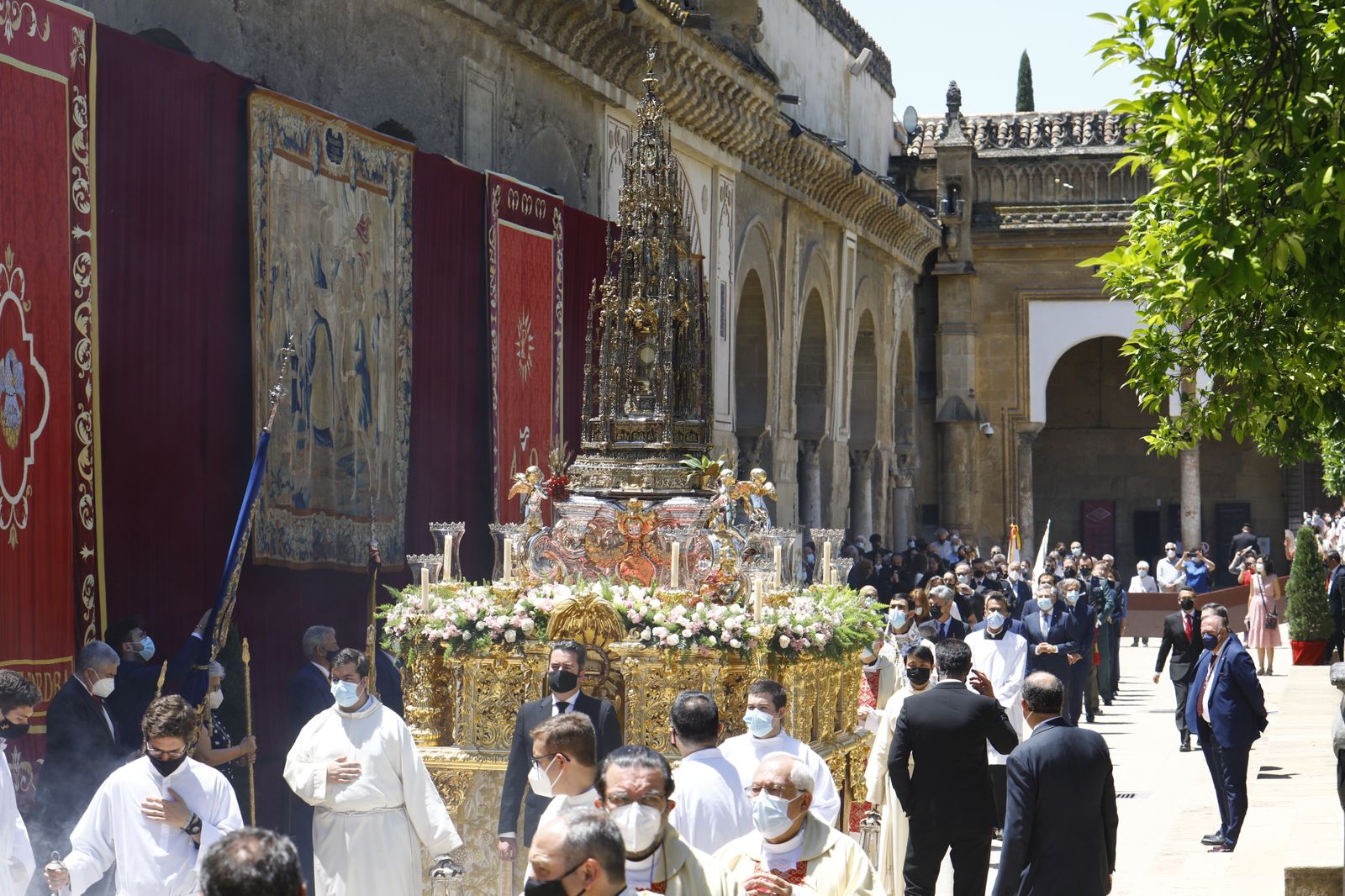 La procesión del Corpu Christi de Córdoba, en imágenes