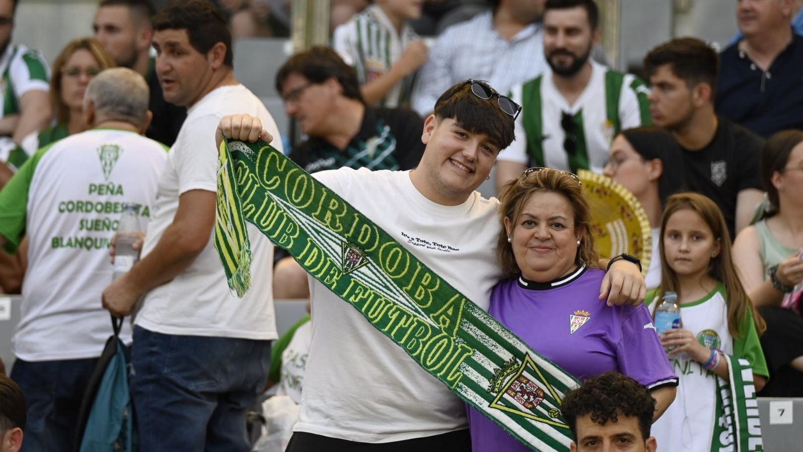 Las mejores fotos del ambiente en El Arcángel para el Córdoba CF - Albacete