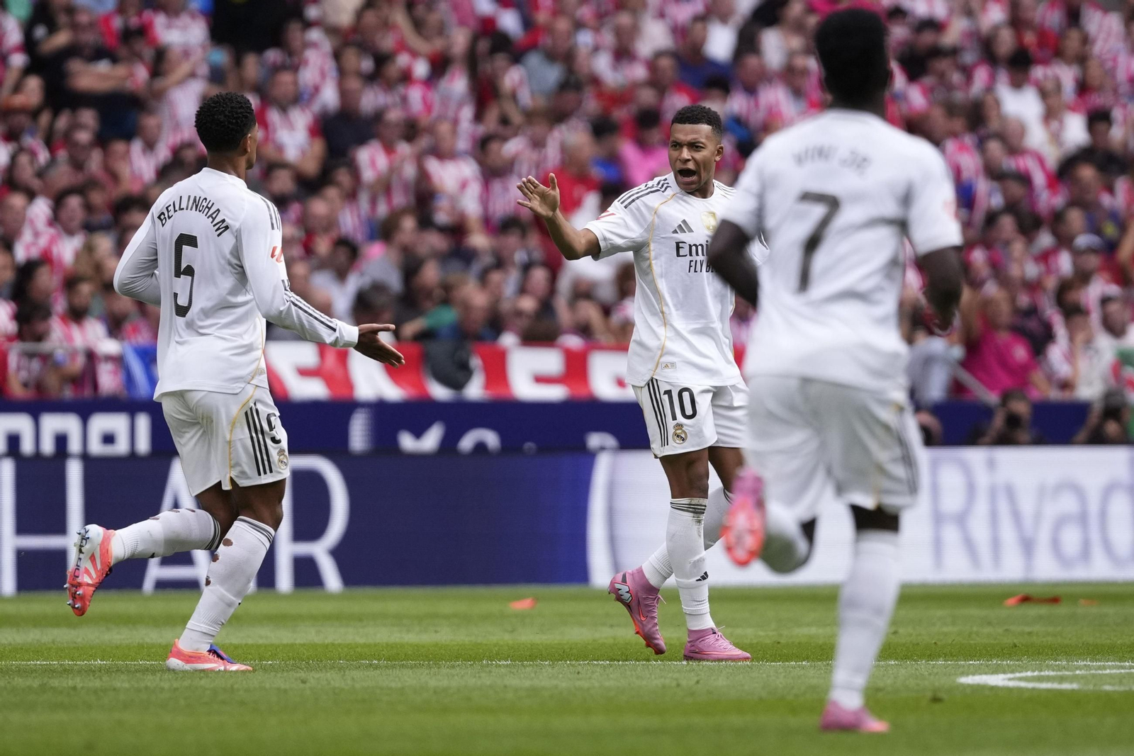 Las mejores fotos del Atlético - Real Madrid