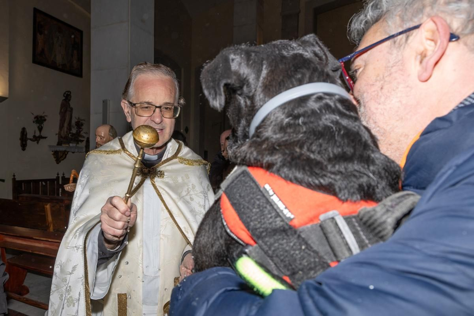 Encendido de la lumbre institucional con motivo de la festividad de San Antón